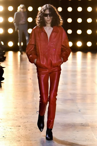 Look 22